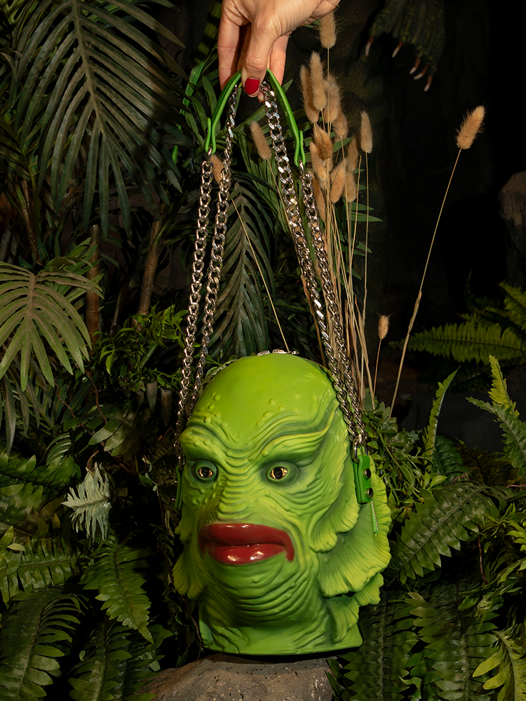 Step out in style with this Creature from the Black Lagoon Monster Bag, ideal for adding a retro-inspired horror flair to your look.