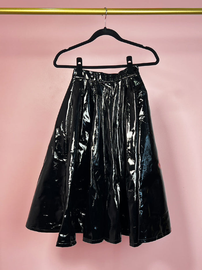 BACKLOT - Miss Kitty Circle Skirt in Black Vinyl