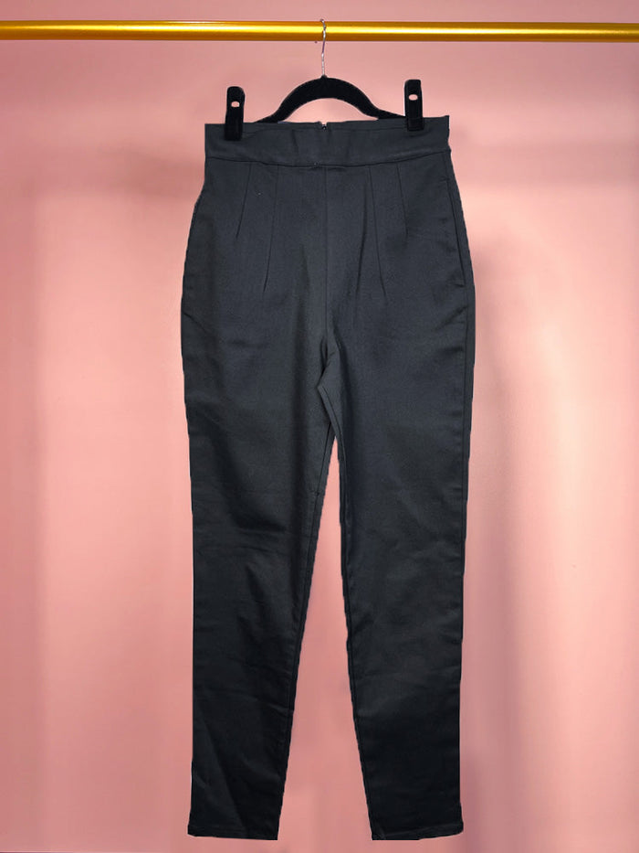 BACKLOT NON DAMAGED- Cigarette Pants in Black Twill (Non-Elastic Waist)